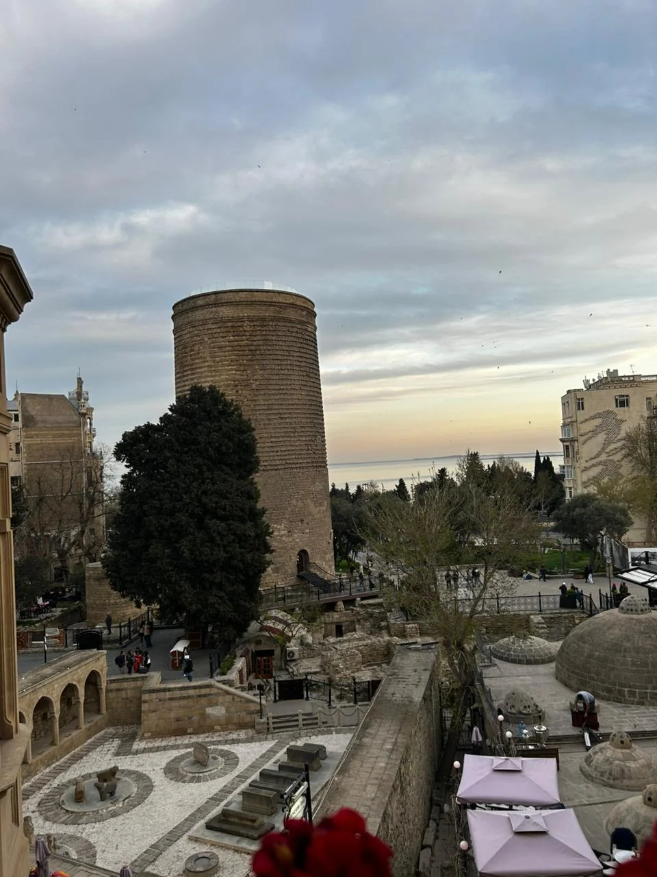 Foreign professionals searching for jobs and career opportunities in Baku Azerbaijan 2026