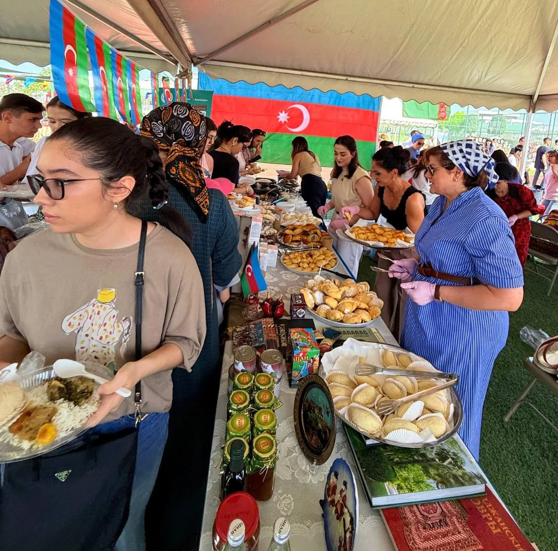 Affordable living expenses and halal food in Baku 2026